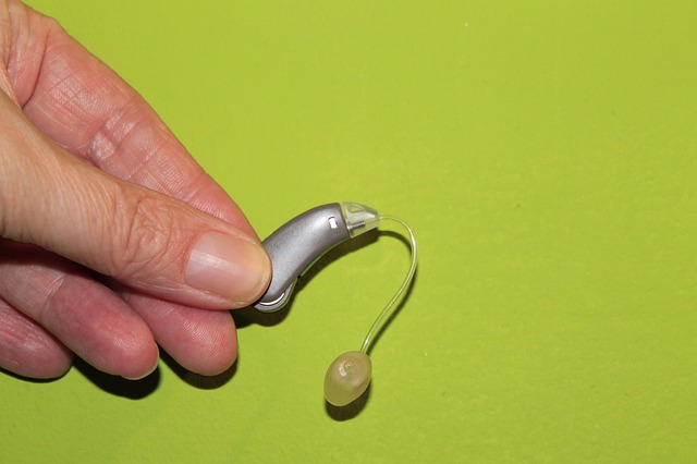 hand, hearing aid, hearing loss