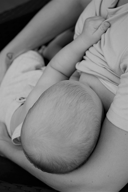 produce breast milk, newborn baby, babies born, learning process, infant formula, baby's mouth, antenatal expression
