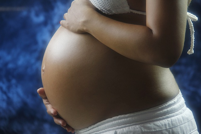 experience braxton hicks contractions, hard and sometimes soft, pregnant belly sometimes hard, 